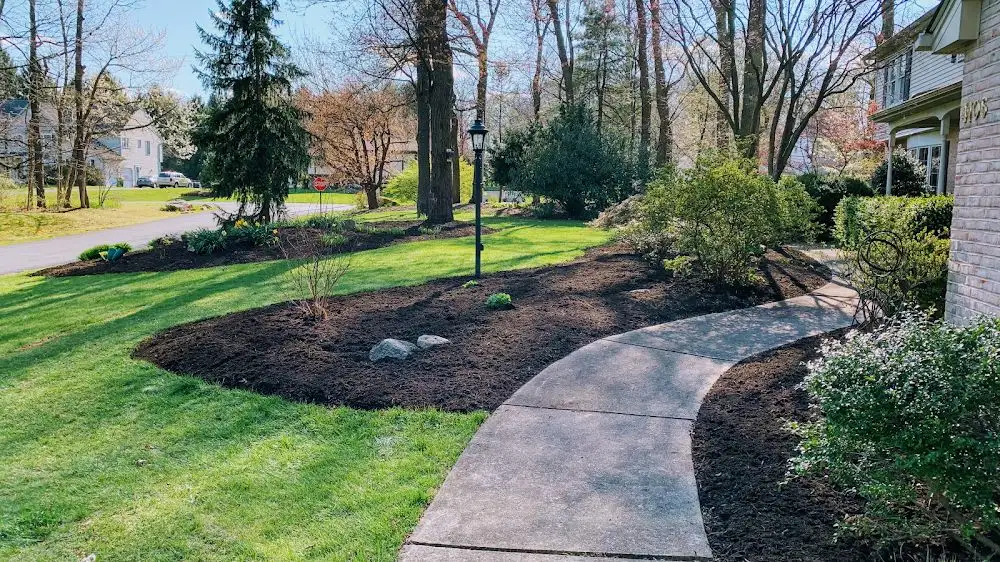 Ellwood Lawn & Landscaping, LLC